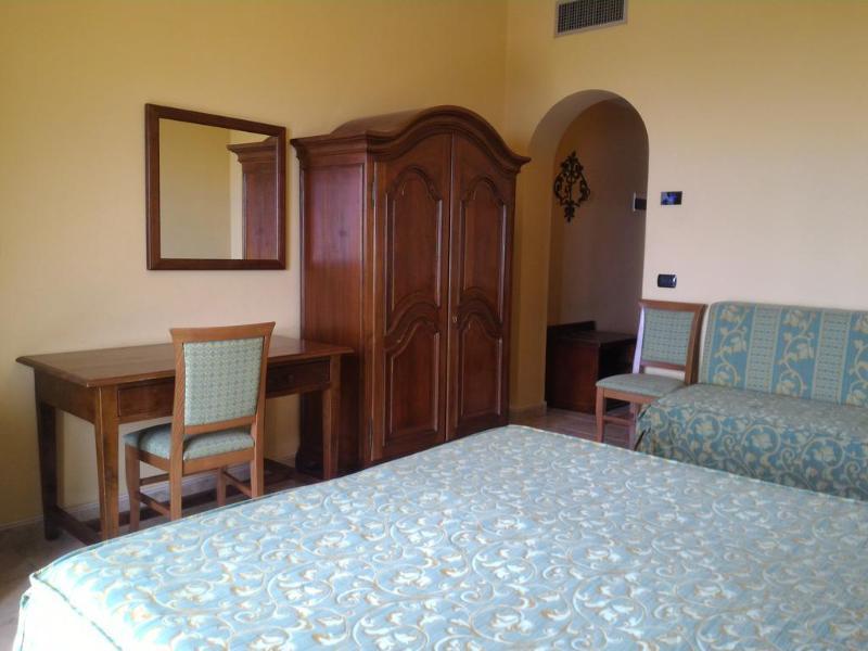 Hotel Primavera Dell'Etna Zafferana Etnea Luaran gambar