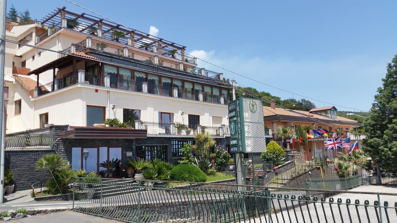Hotel Primavera Dell'Etna Zafferana Etnea Luaran gambar