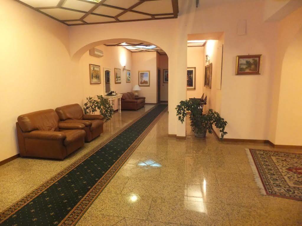 Hotel Primavera Dell'Etna Zafferana Etnea Luaran gambar